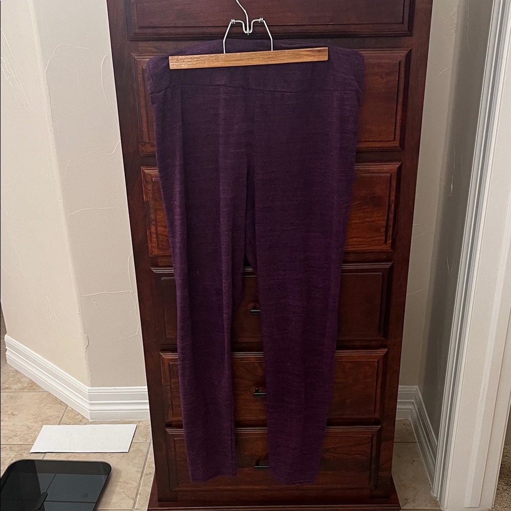 Time and Tru Women's Purple and black Straight Leggings